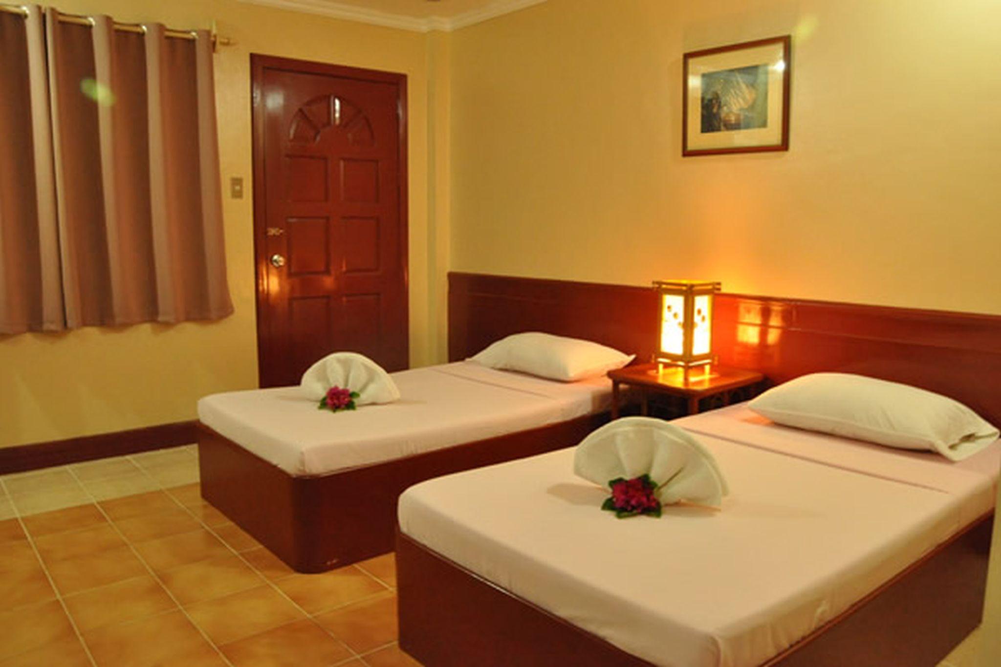 Casa Pilar Beach Resort Manoc-Manoc Exteriör bild