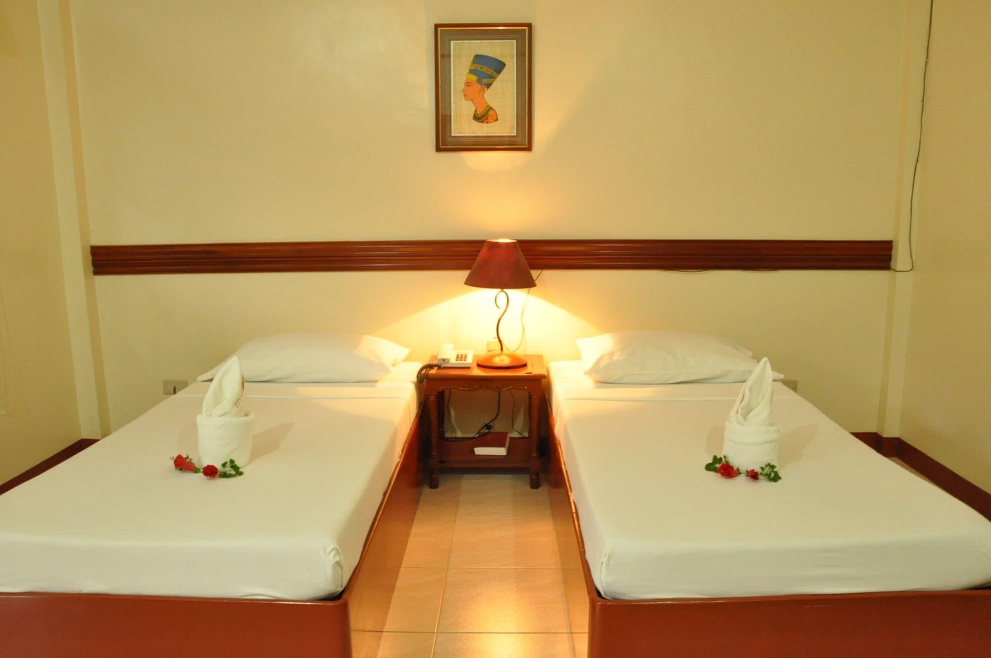 Casa Pilar Beach Resort Manoc-Manoc Exteriör bild
