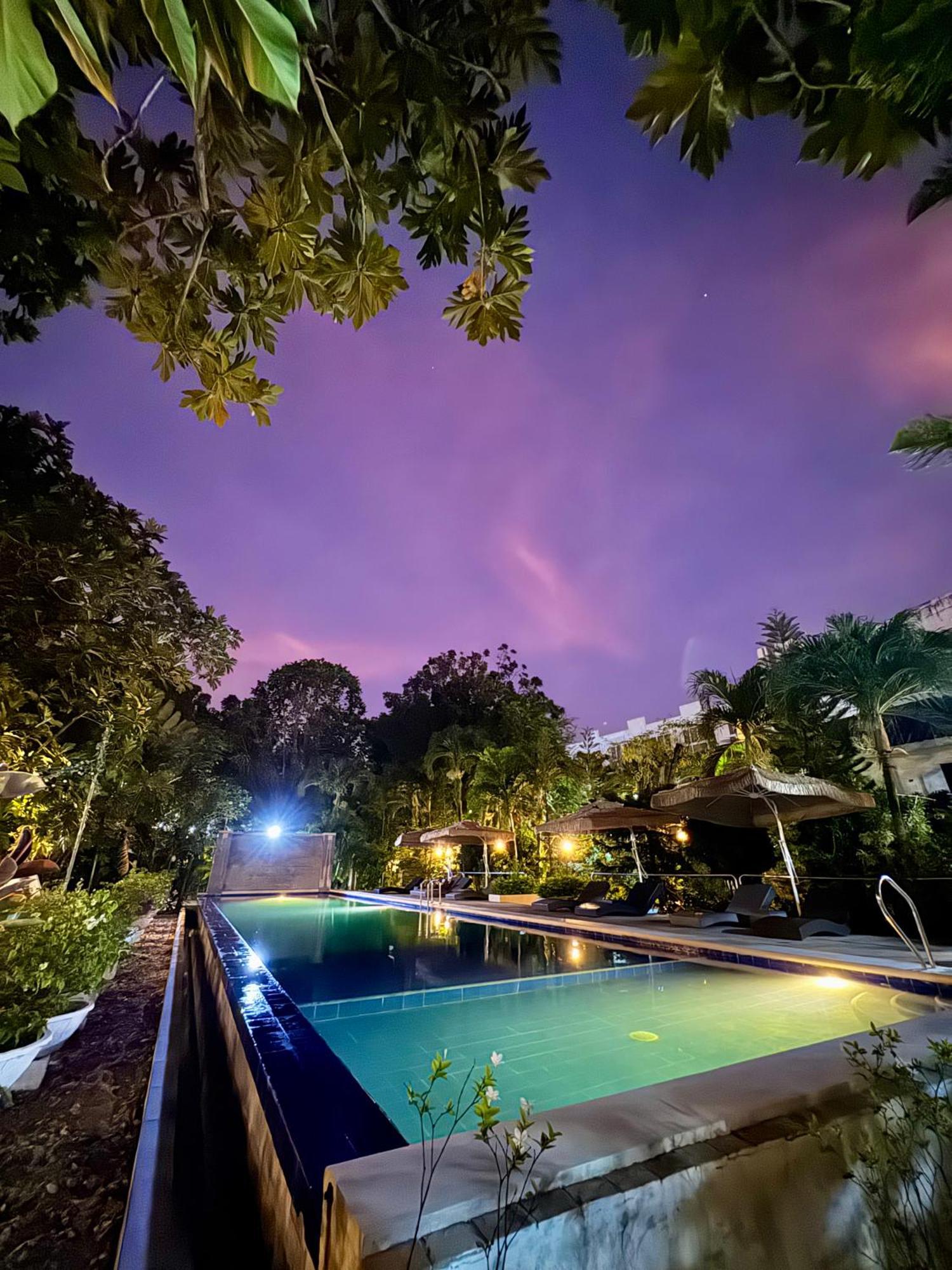 Casa Pilar Beach Resort Manoc-Manoc Exteriör bild