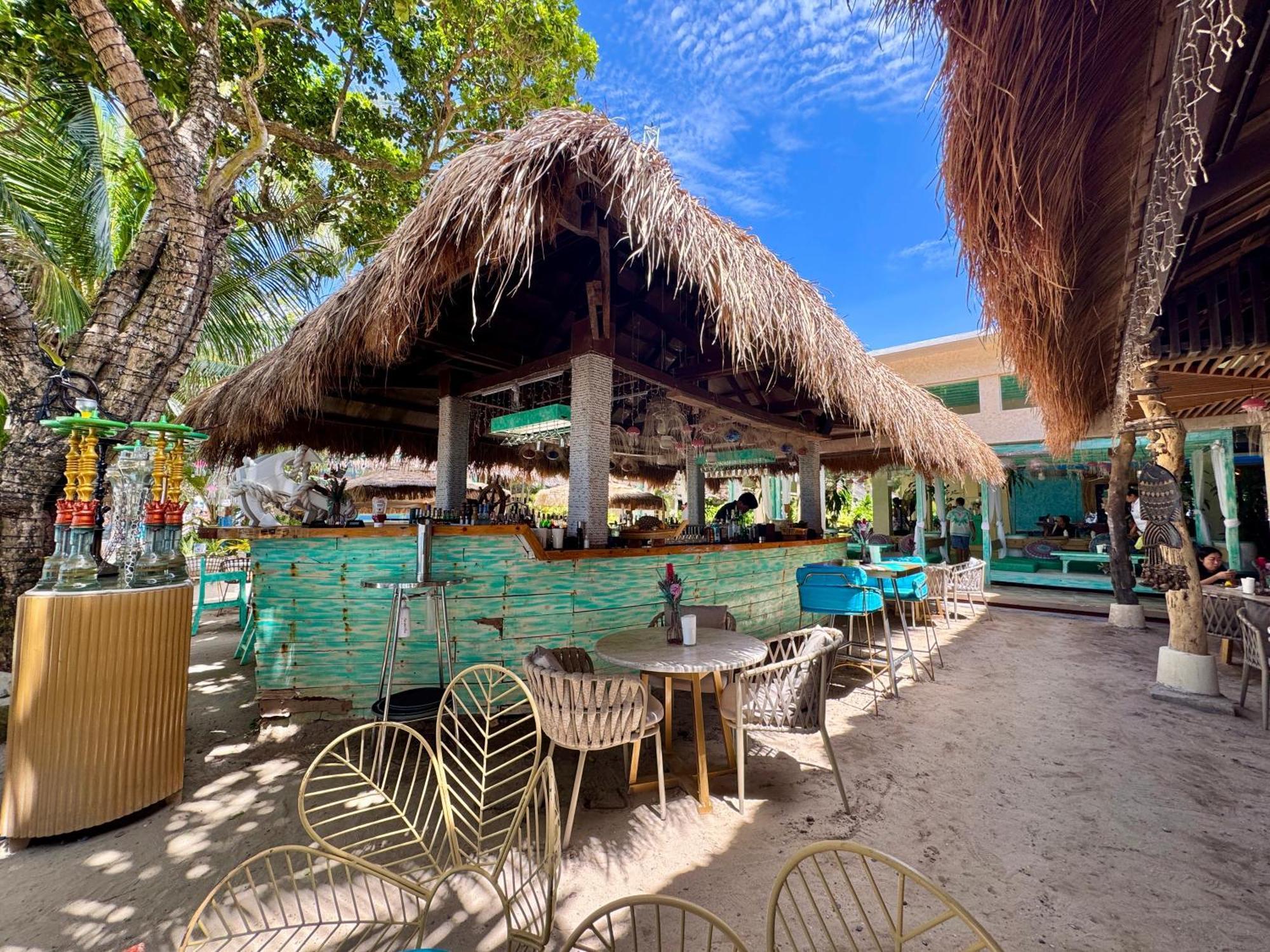 Casa Pilar Beach Resort Manoc-Manoc Exteriör bild