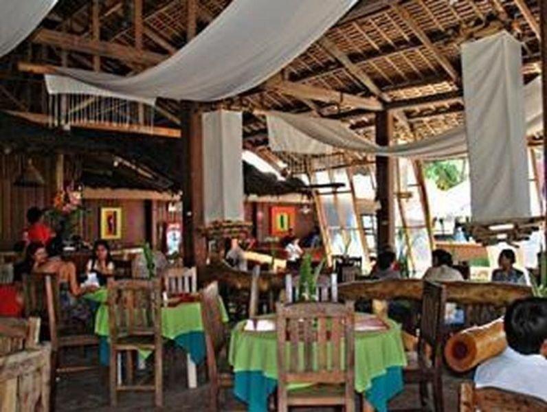 Casa Pilar Beach Resort Manoc-Manoc Exteriör bild