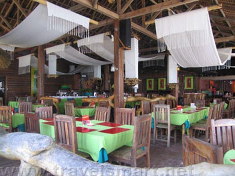 Casa Pilar Beach Resort Manoc-Manoc Exteriör bild